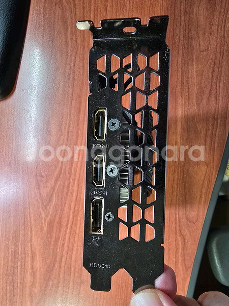 [판매] GIGABYTE GTX 1650 4GB (5만--1