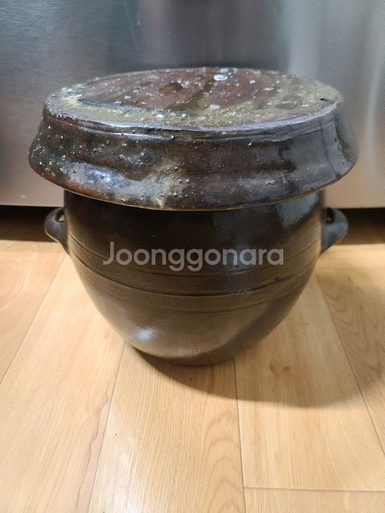 옹기항아리--1