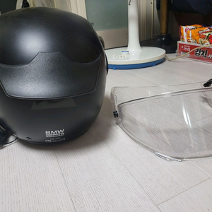 Bmw 헬멧 L지팝니다