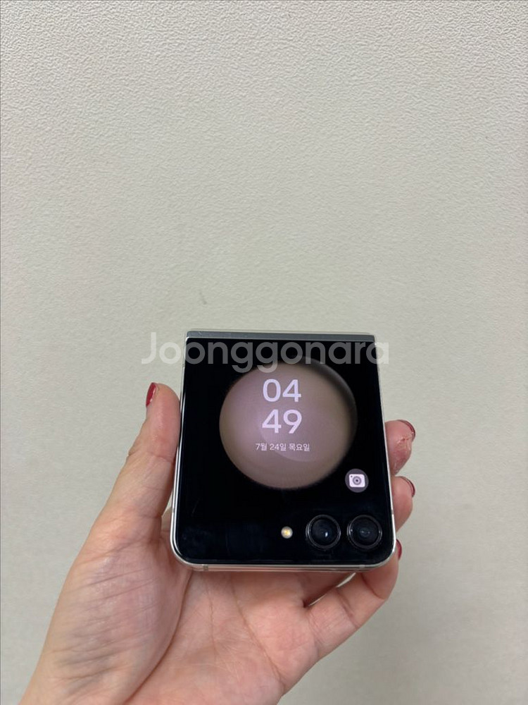 (부산중고폰)갤럭시z플립5 액정배터리 새상품 판매해요--0