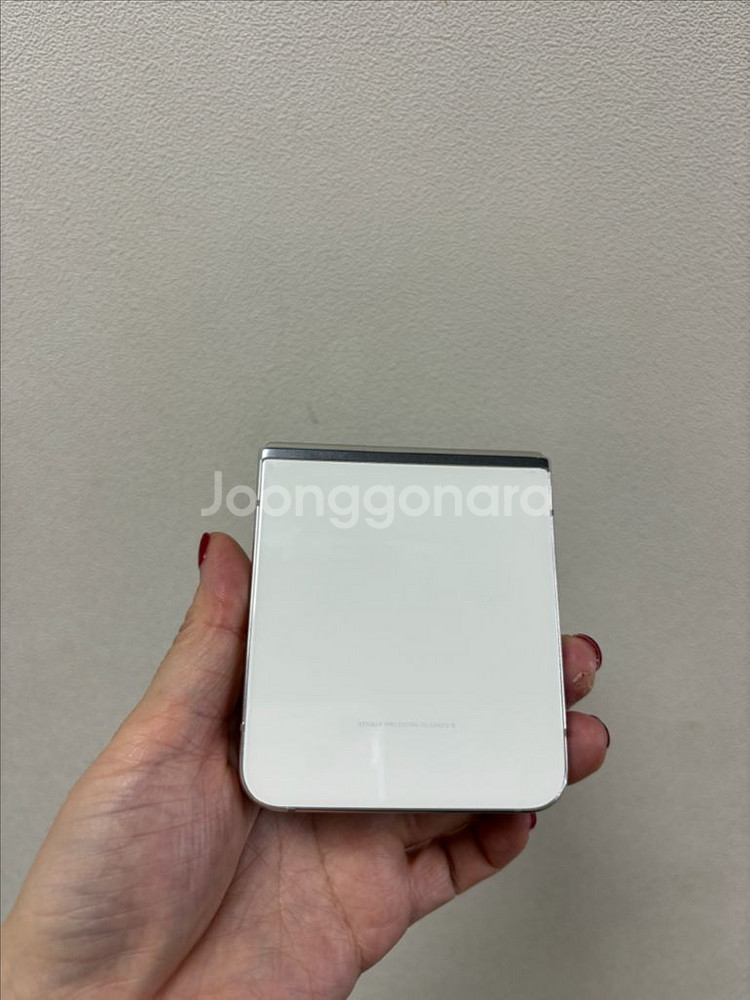 (부산중고폰)갤럭시z플립5 액정배터리 새상품 판매해요--1