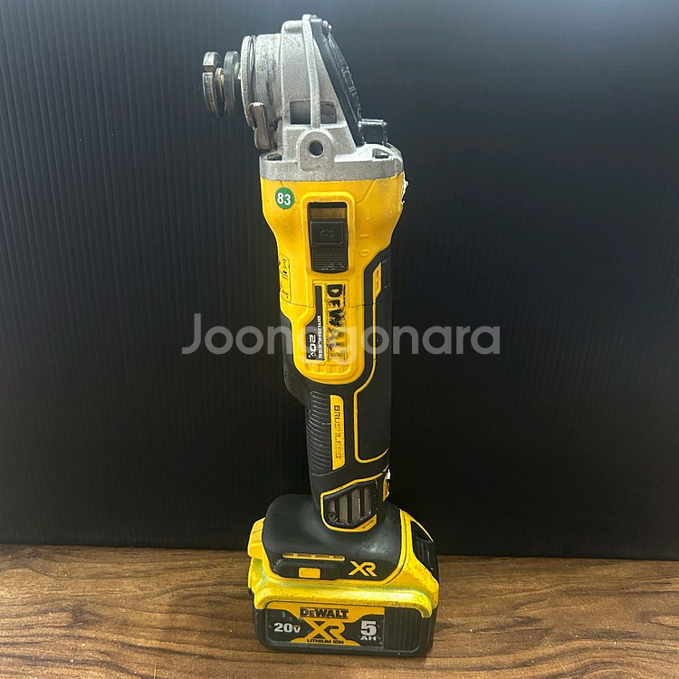 디월트 충전그라인더 DCG405 20V P1 5인치--0