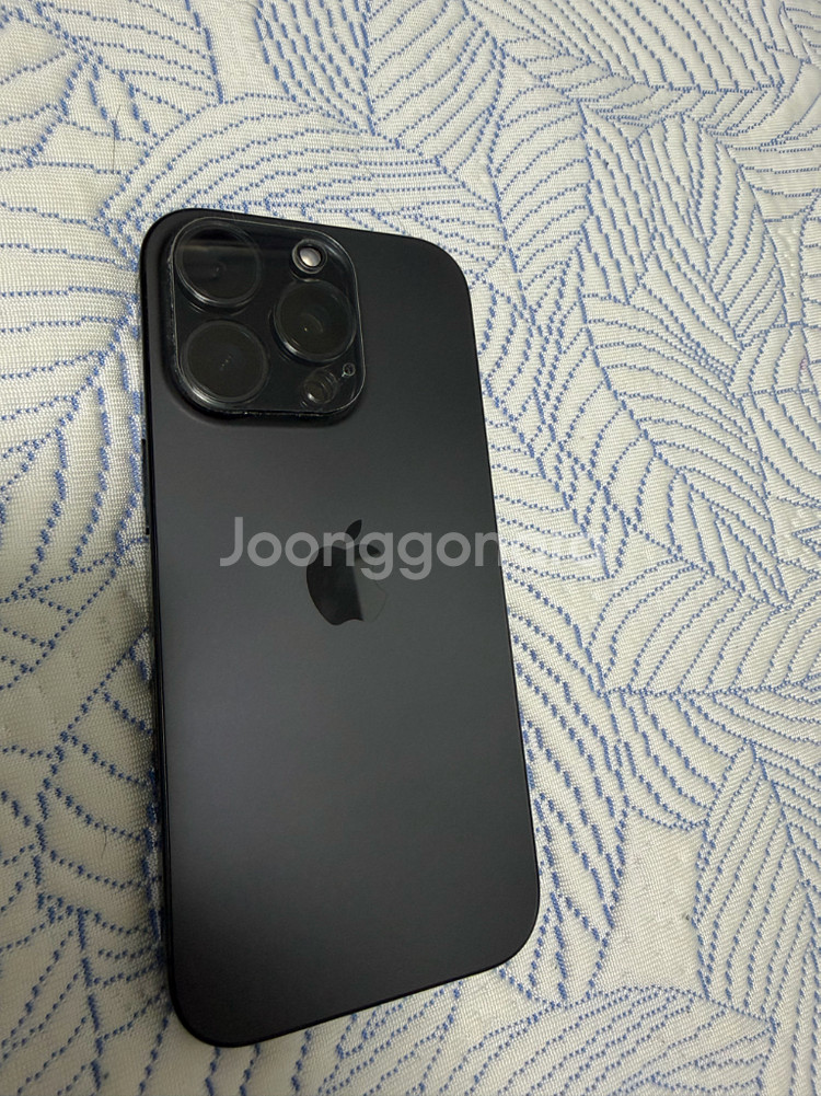 ss급 아이폰16pro 256 블랙티타늄 유심기변용--1