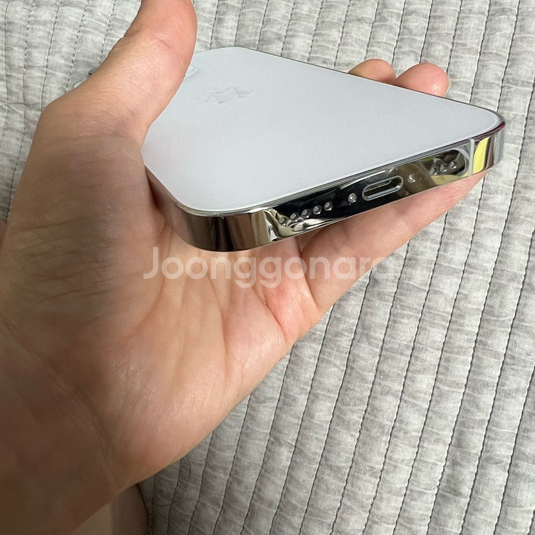 아이폰 14프로 256GB 실버 박스 +케이블포함--8