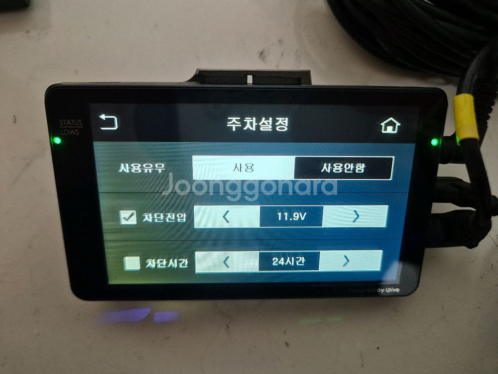 유라이브 알바트로스5 2채널 32GB 블랙박스 판매--3