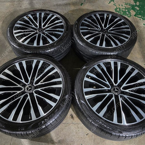벤츠 W223 S580 20인치 정품 휠타이어