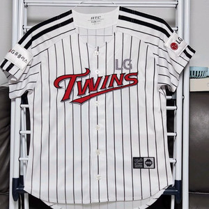 (85호) 엘지트원스 홈유니폼