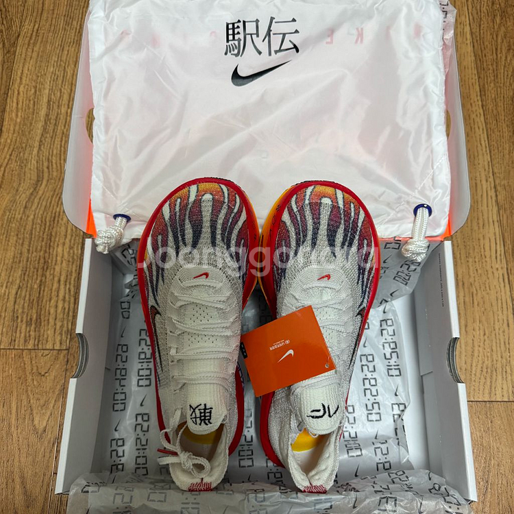 나이키 알파플라이3 에키덴 275사이즈--1