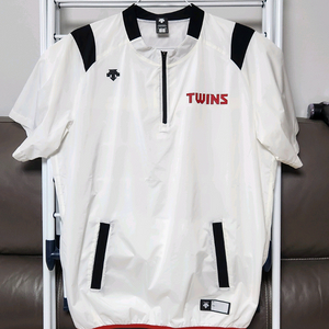 (105호) 엘지트원스 바람막이