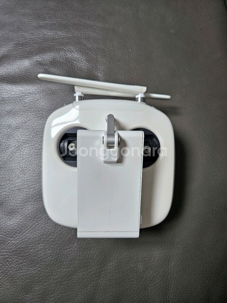 DJI 팬텀4 드론 조종기--1