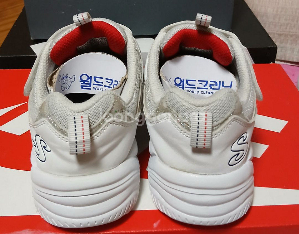 스케쳐스 키즈210운동화.전문업체 세탁완료--2