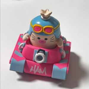 팝마트 랜덤 피규어 팝니다