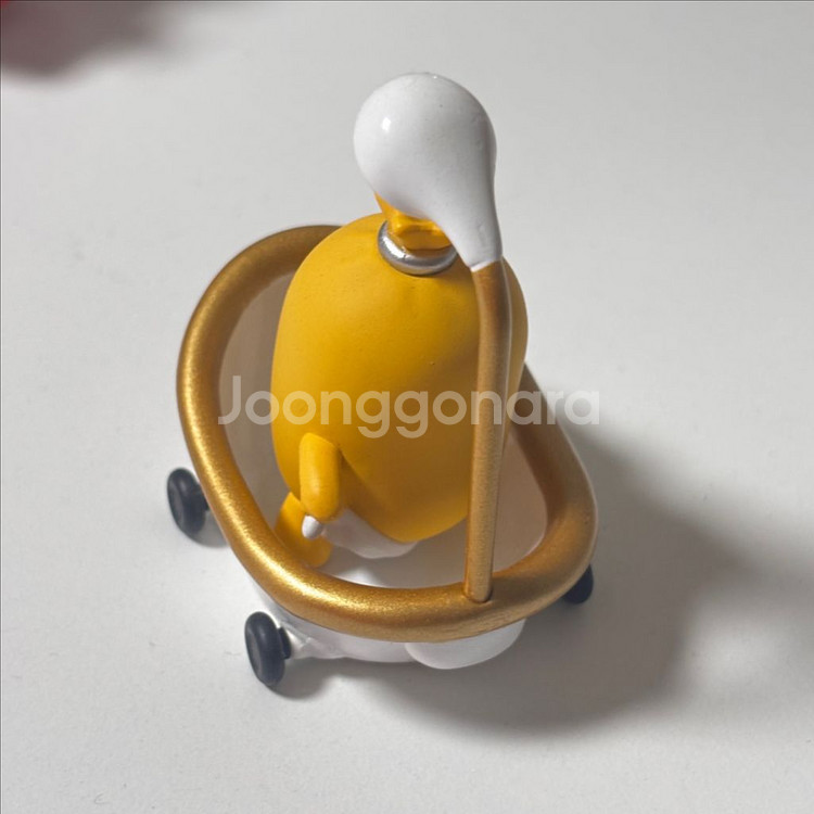 팝마트 랜덤 피규어 팝니다--3