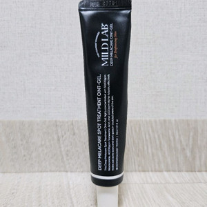 마일드랩 딥 멜라케어 스팟 트리트먼트 오인트겔