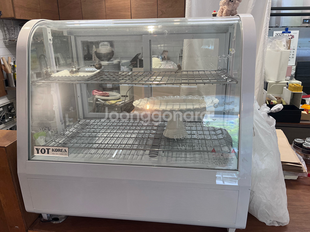 YOT KOREA 디저트 냉장 쇼케이스 100L 팝니다--0