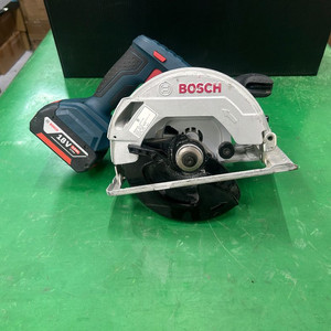 보쉬 윈형톱 GKS 18V57 배터리포함 이미지