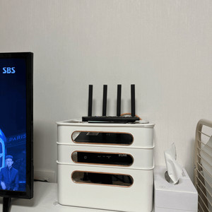 셋탑 박스 3단 수납 오천원에 판매 합니다.(화이트)