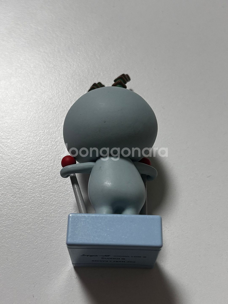 팝마트 라부부 스펀지밥 콜라보 피규어팝니다.--1