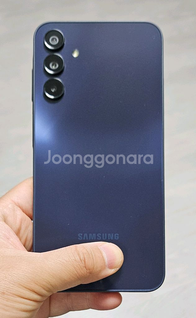 갤럭시 A15 블랙 128GB A급 싸게 팝니다.--1