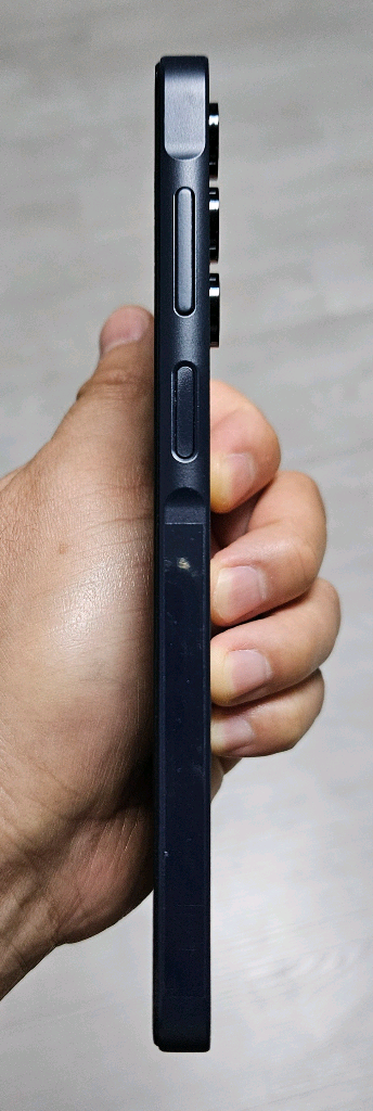 갤럭시 A15 블랙 128GB A급 싸게 팝니다.--4