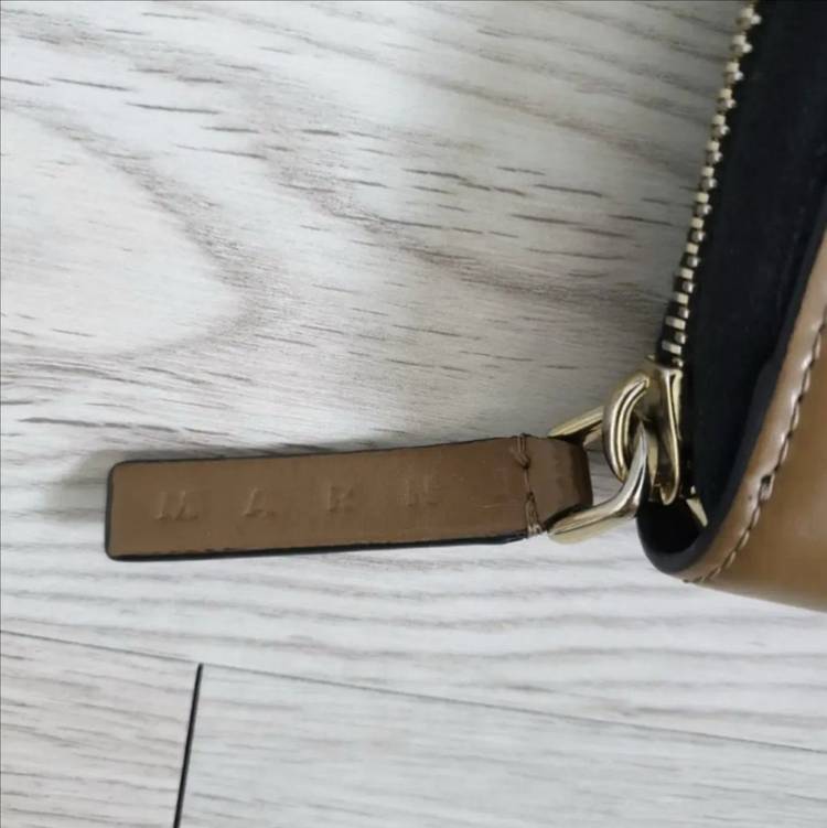 marni 마르니 지퍼돌이 집어라운드 반지갑 지갑--2