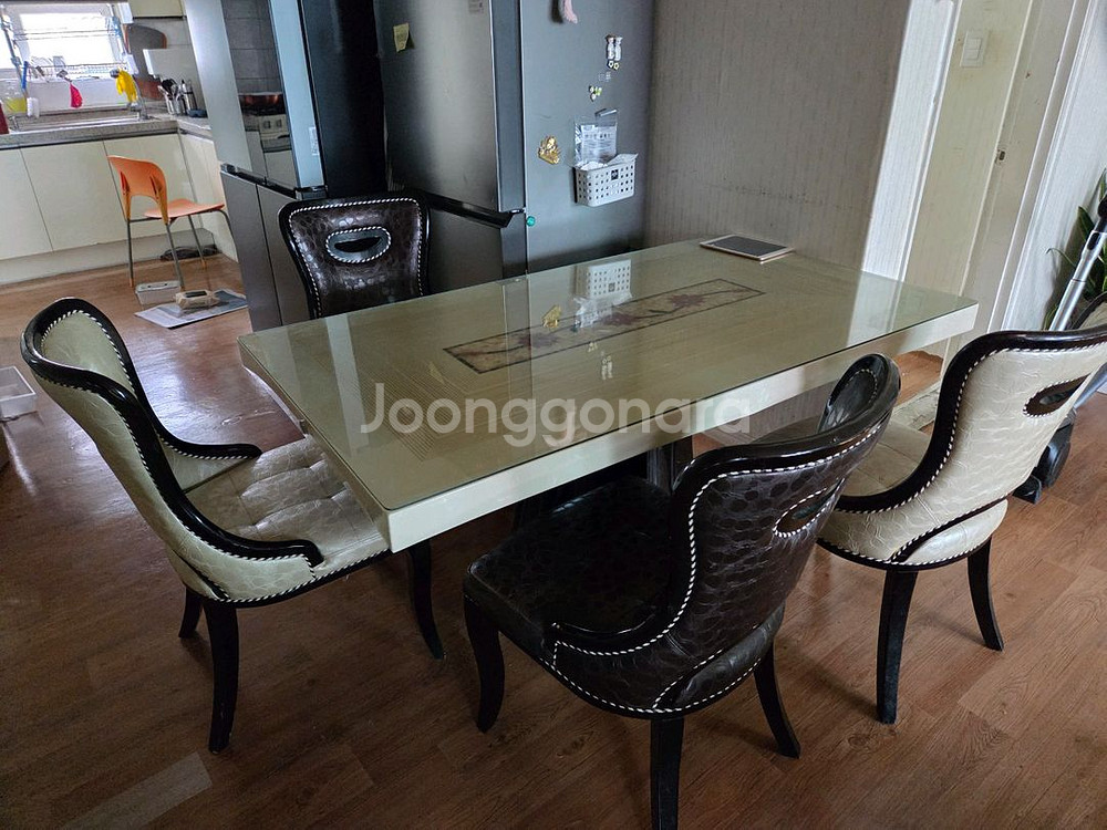 대리석식탁 의자4개 신내동--0