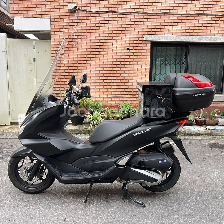 2022년식 pcx125 혼다 ABS 배달셋팅 230만--4