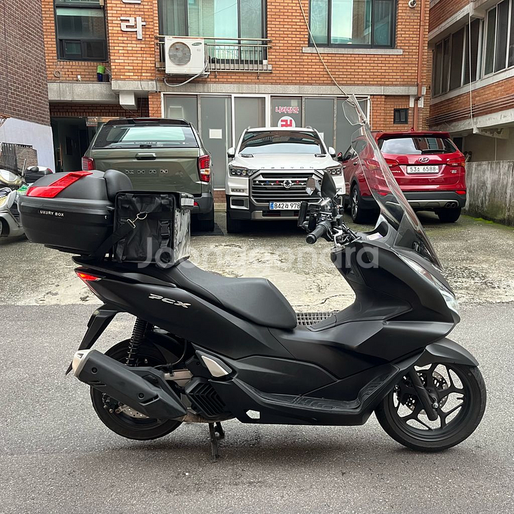 2022년식 pcx125 혼다 ABS 배달셋팅 230만--3
