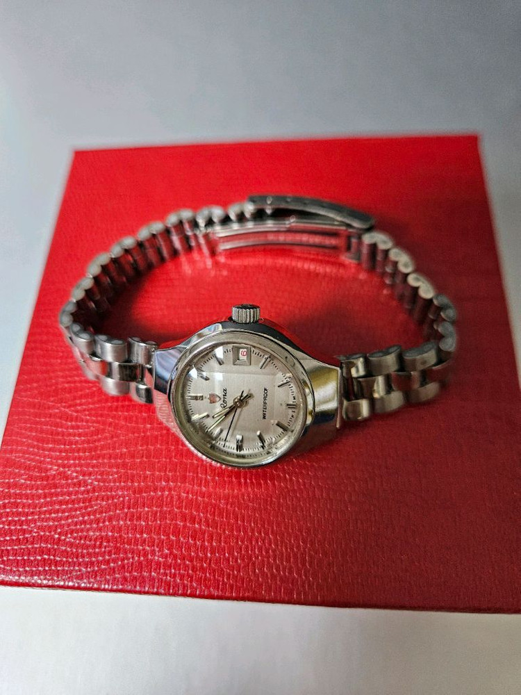 Rona 여성용 수동 태엽 방식 메탈 시계--1