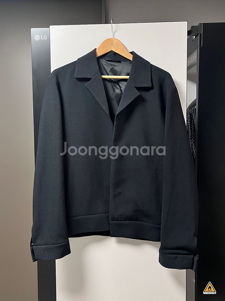 에잇세컨즈 버튼 미니멀 자켓 XL--0