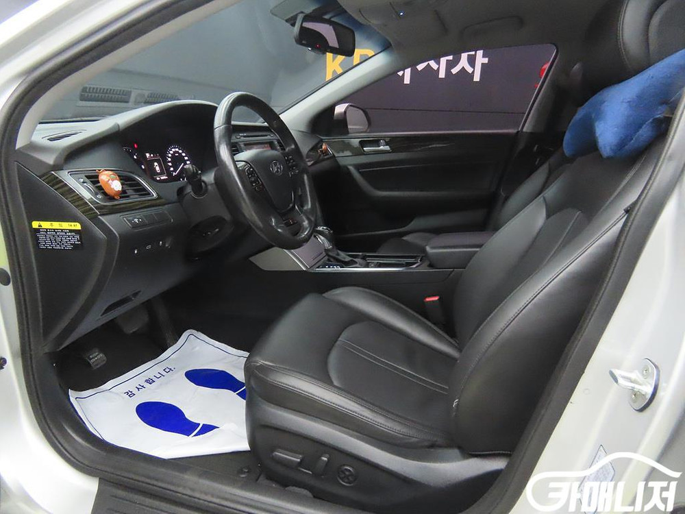 [현대]LF 쏘나타 1.7 E-VGT 스마트 #앱특가--4