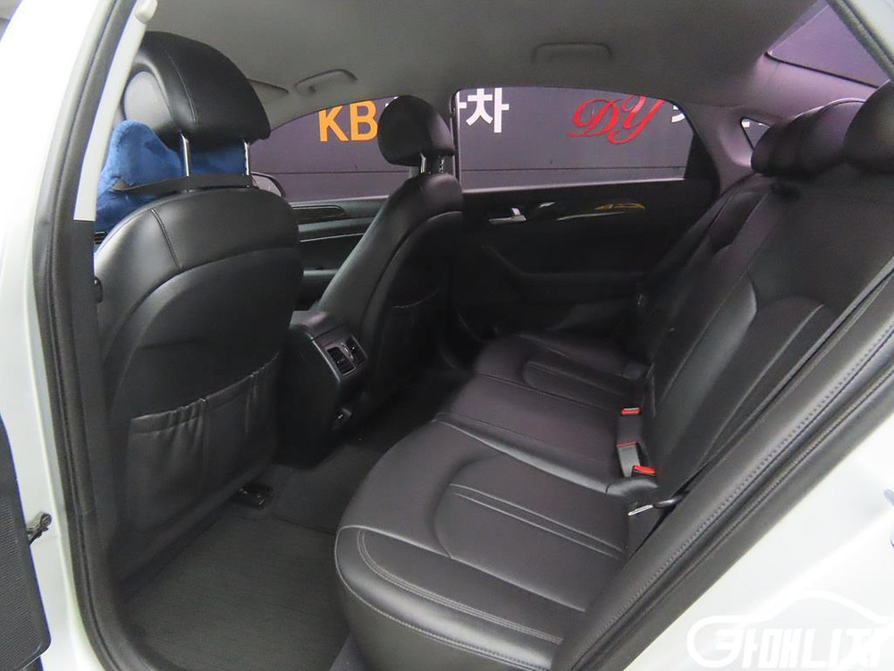 [현대]LF 쏘나타 1.7 E-VGT 스마트 #앱특가--5