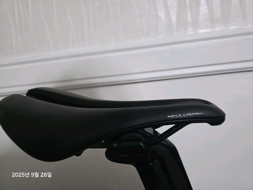 TREK 트렉 마돈 SL6 6세대 105 DI2 로드 23년식 이미지