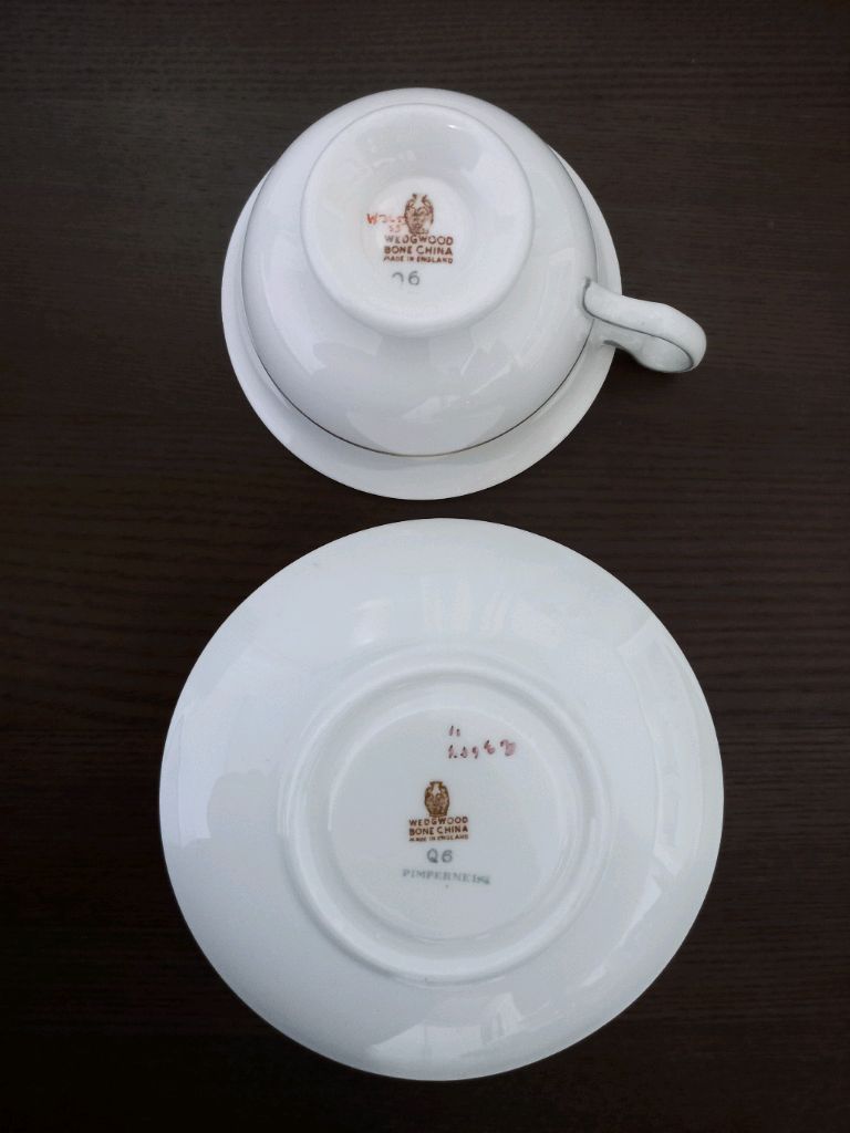 웨지우드 플로렌틴 터콰즈 양손 스프볼, 찻잔, 홍차잔