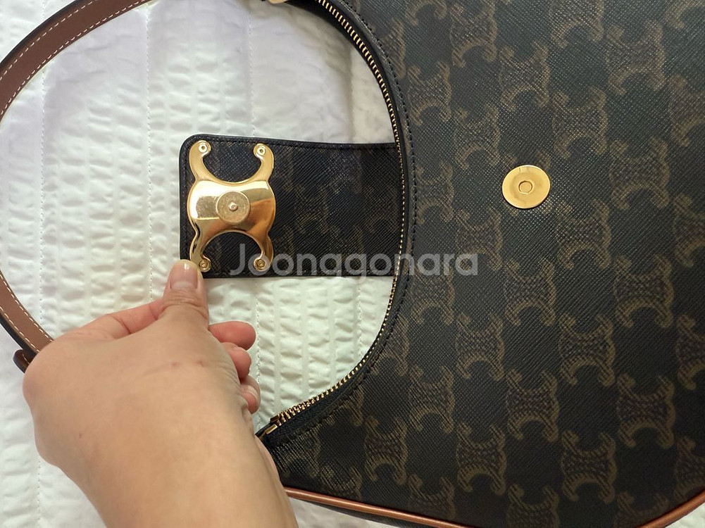 셀린느 아바 트리옹프--4