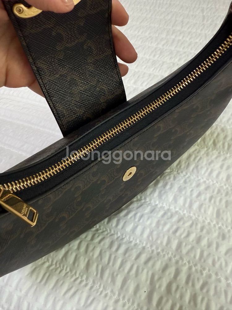 셀린느 아바 트리옹프--6