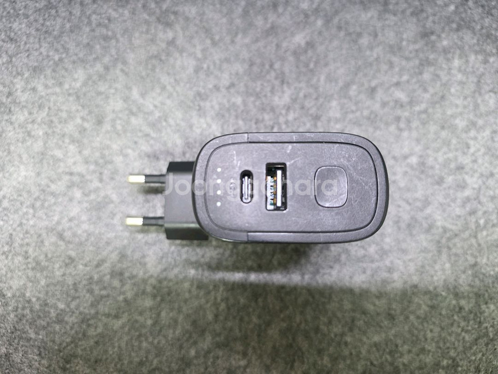 벨킨 BPZ003kr 2in1 충전기 / 보조배터리--4