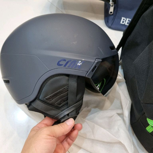 CRNK 스키 스노우보드 바이저 헬멧