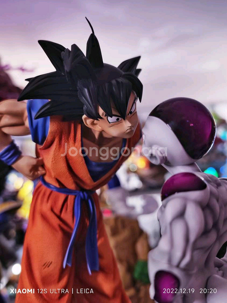 드래곤볼 레진 - FC- 오공 프리더 눈싸움--2