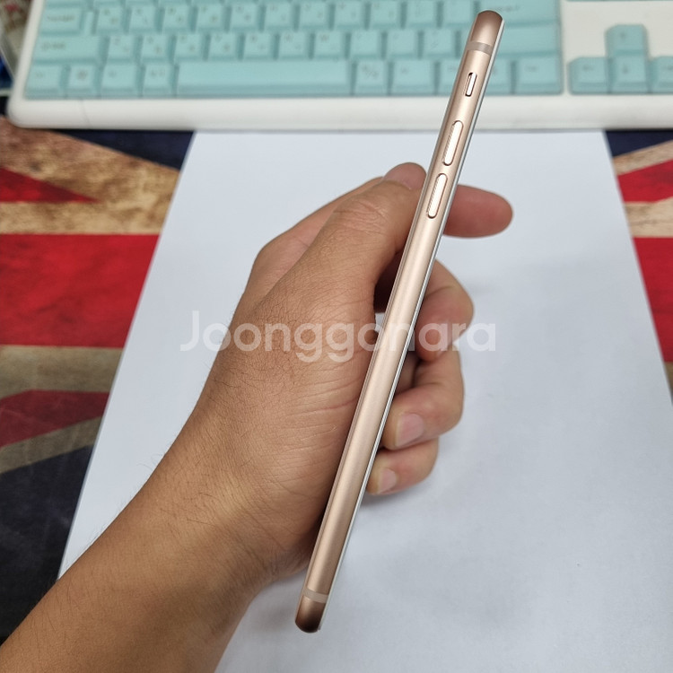 500118 아이폰8+ 64 골드 SSS급 배터리100--4