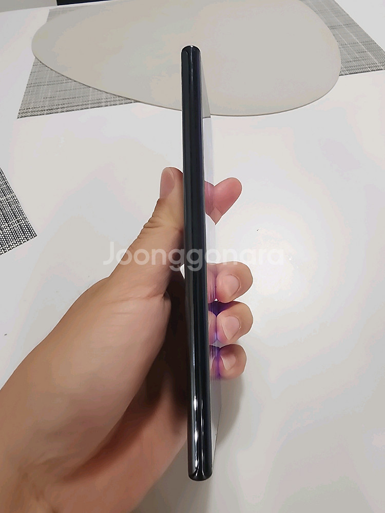 노트20 울트라 256G 세컨폰추천 세로줄있음--4