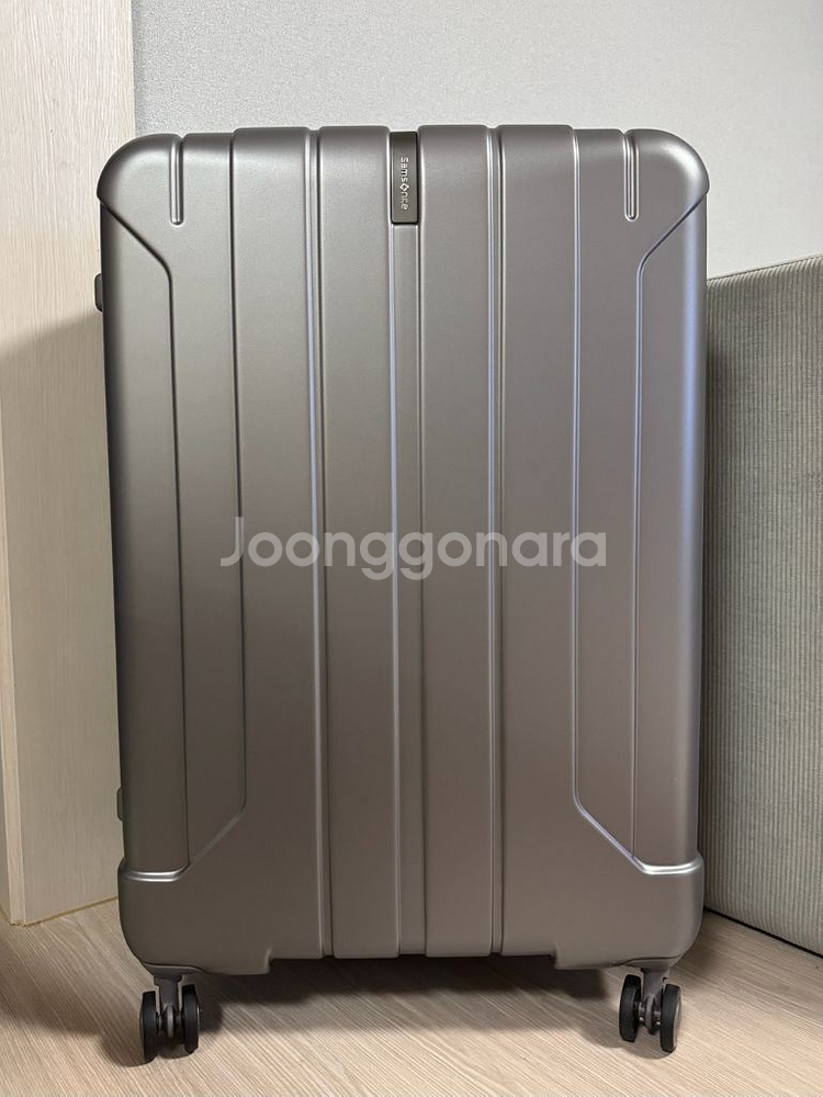 샘소나이트 NIAR 78/29 매트 실버 컬러 캐리어--2