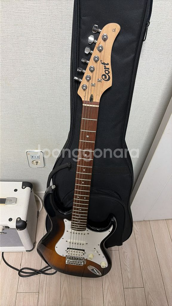 콜트 일렉기타 G110 2T 풀패키지+심로 앰프 화이트--1
