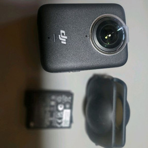 DJI 오즈모 360 + 셀피스틱 + 배터리1개