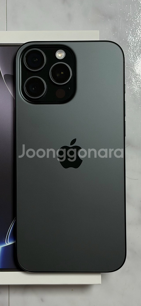 아이폰16프로맥스 256GB 자급제 블랙티타늄 풀박스--16