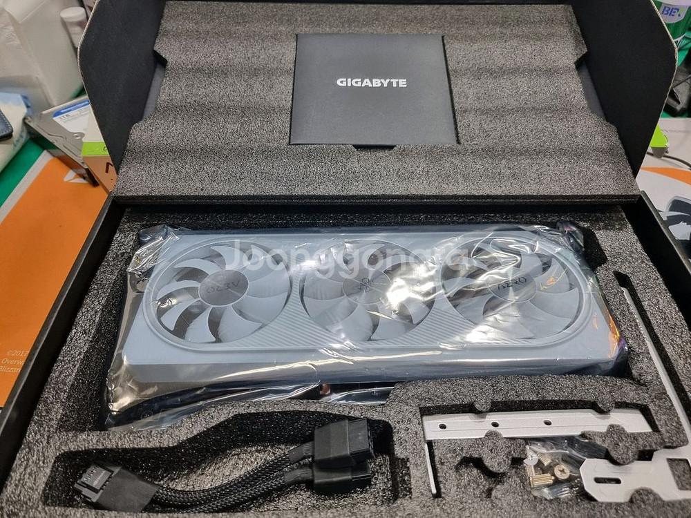 4070TI SUPER AERO 그래픽카드--1