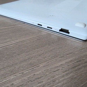 갤럭시북프로2 i7,16gb,1Tb (NT950XDB)