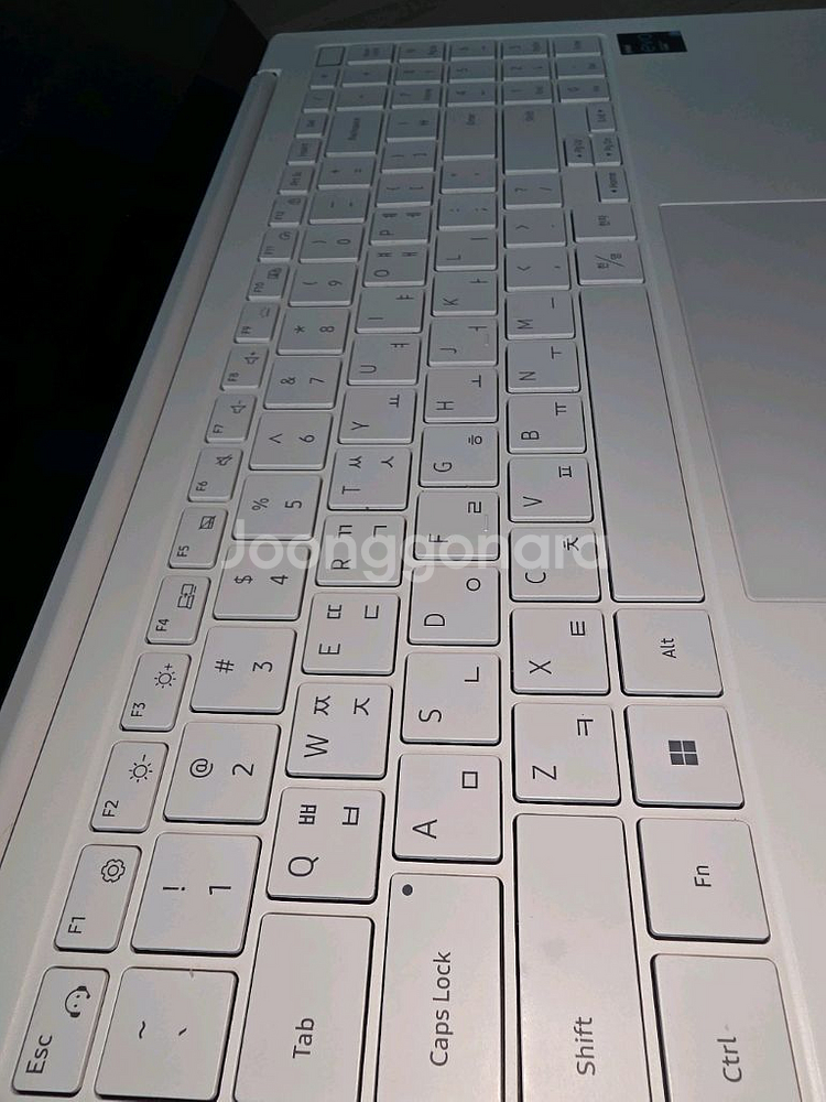 갤럭시북프로2 i7,16gb,1Tb (NT950XDB)--15