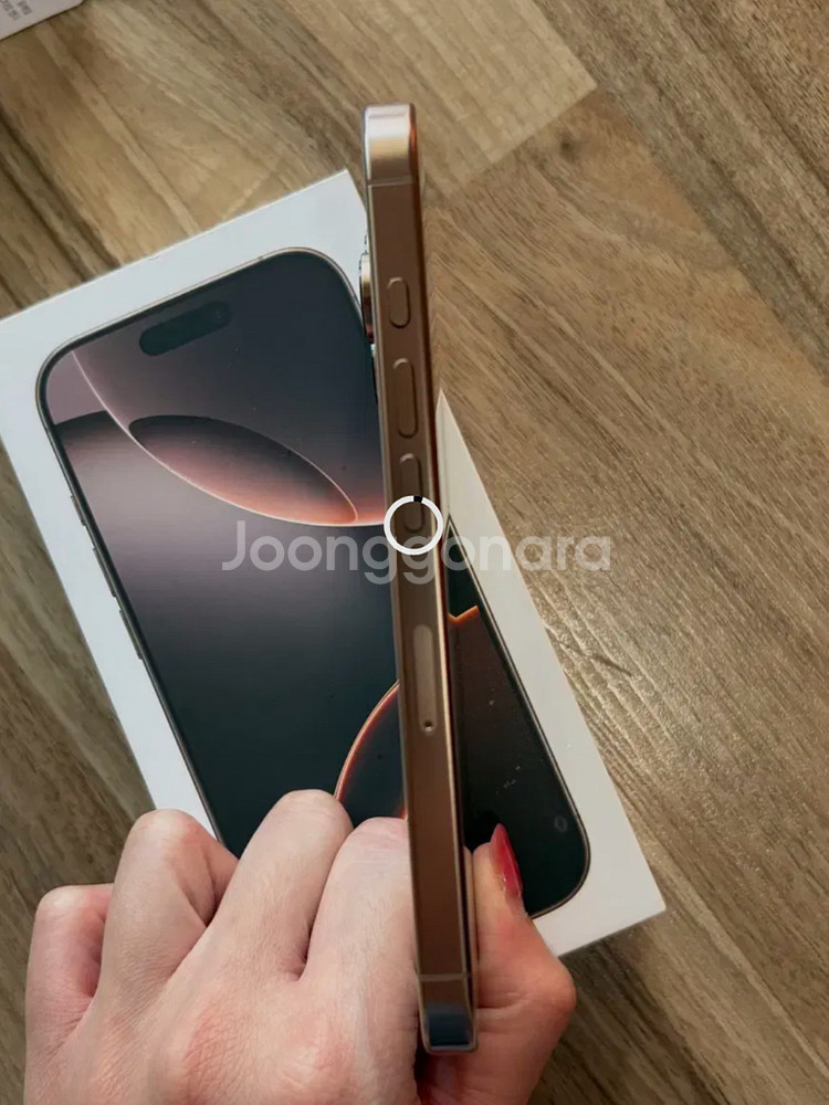 아이폰 16 프로 256GB 데저트티타늄--5