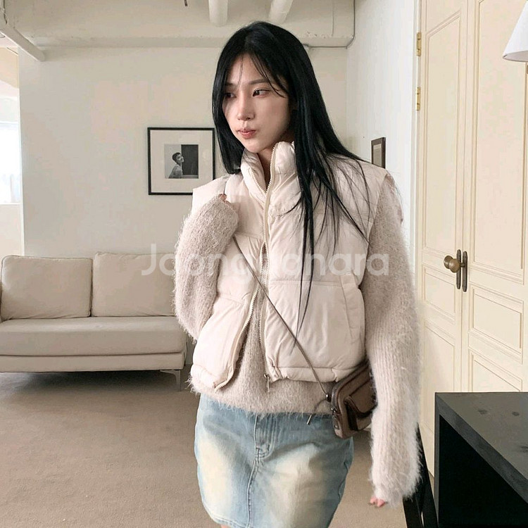 베이직 세미크롭 패딩 조끼--0